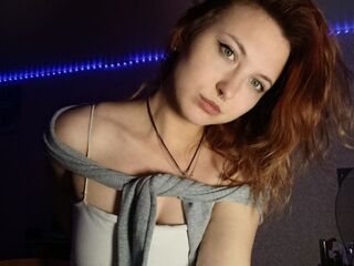 cam whore MaudieTuttle