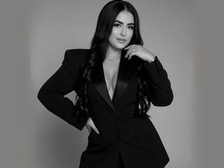 girl showing tits MeghanGomes