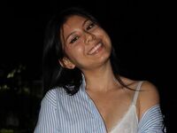 closeup cam MiaSauvage