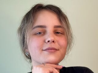 cam girl live MichaeleBendall