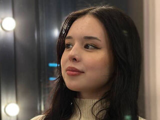 adult sex chat MikiPellon