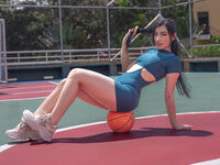 camgirl fingering bald pussy NinnaPiers