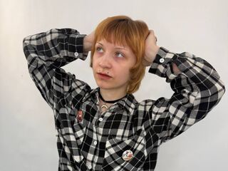 topless cam girl RutheMcclure