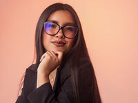 naughty camgirl masturbating with vibrator SamantaDupont