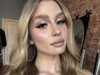 nude cam girl photo SaphiraLuxe