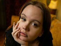 naked cam girl SarandaRyan