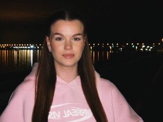 camgirl chatroom StaceyRouthier