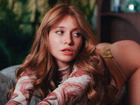 beautiful webcamgirl TianaTinn