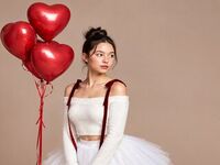 camgirl masturbating with vibrator TomikaHocket