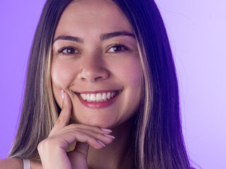 nude webcam girl ValentinaForest
